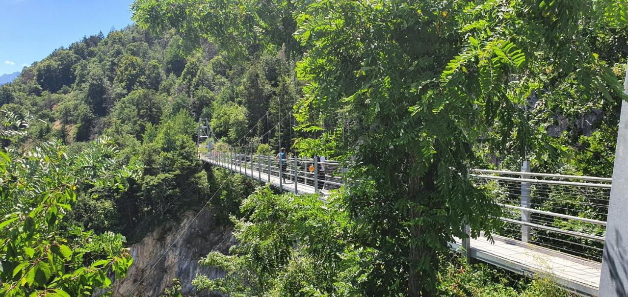 Un Moment De Detente Inoubliable Saillon-Les-Bain Dış mekan fotoğraf