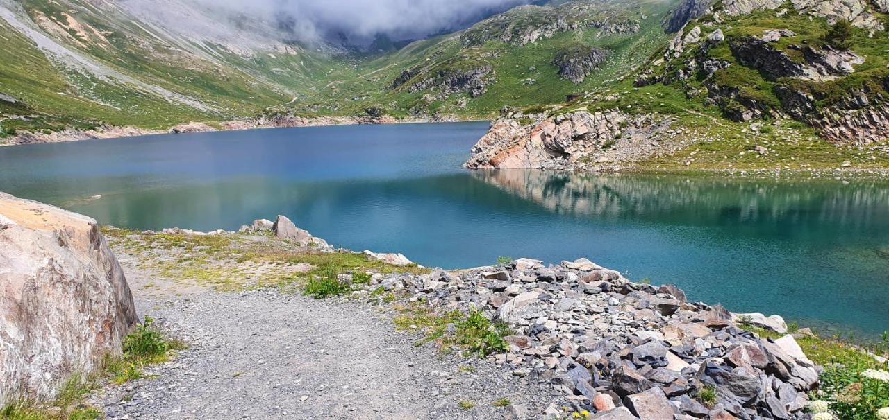 Un Moment De Detente Inoubliable Saillon-Les-Bain Dış mekan fotoğraf