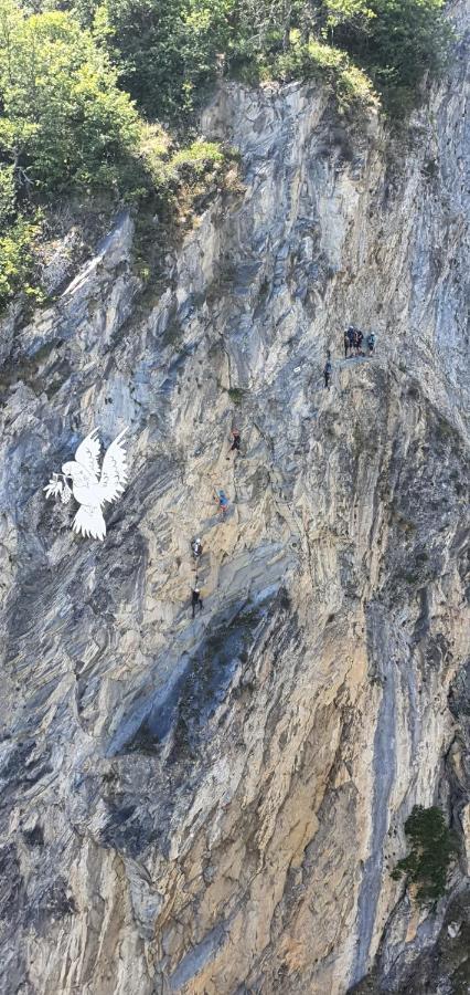 Un Moment De Detente Inoubliable Saillon-Les-Bain Dış mekan fotoğraf